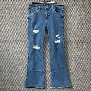 Hollister Distressed Blue Jeans size 32